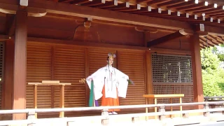 Jonangu & Shrine maiden Kagura Dancing / 城南宮,藤之巫女神楽舞
