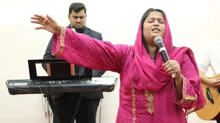 jakray azad hounday ny" by Tehmina Tariq in Dubai live worship