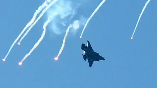 F-35A Lightning II Demo with FLARES! 2021 Pacific Air Show