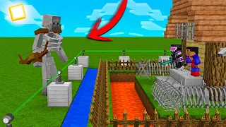 ESQUELETO MUTANTE VS LA CASA MÁS SEGURA DEL MUNDO EN MINECRAFT TROLL 😱