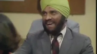 MIND YOUR LANGUAGE ALI NADIM VS RANJEET SINGH