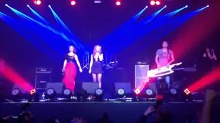 t.A.T.u. - "You and I" Live @ Stereo Plaza (Ukraine)