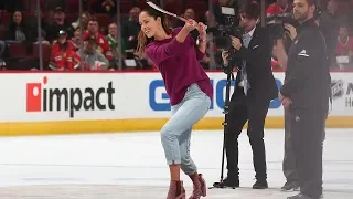 Four fans amazingly score during "Shoot the Puck" competition in Chicago