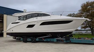 2017 Sea Ray 400 Sundancer | Express Cruiser | Yacht Tour | For Sale at SkipperBud's