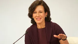 7 Things You Didn't Know About Ana Patricia Botín | Executive chairman of Banco Santander