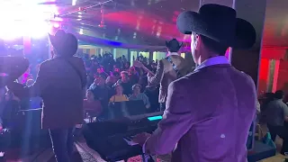 LOS RANCHEROS DE PLATA EN VIVO .. SIGNO LIBRA