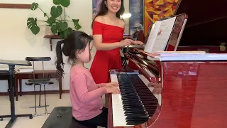 4yo Ruby’s last lesson of 2022… metronome practice & learning musicality first time ft. Isabelle Ng