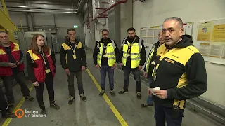 Auf Nachtschicht im DHL Paketzentrum