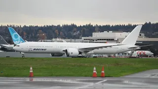 Boeing 777-9 Take Off at Boeing Field