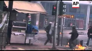 More dramatic pix of police, and protesters clashing