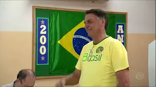 Mais de 24 horas depois da vitória de Lula, Bolsonaro segue em silêncio