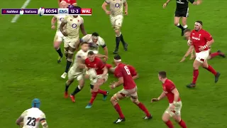 Try saving tackle from Sam Underhill as Wales come agonisingly close! | NatWest 6 Nations