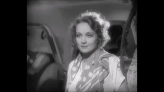 Marlene Dietrich in Marocco 1930