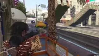 Grand Theft Auto V ROCKETS VS INSURGENTS GLITCH