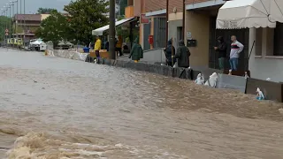 Maltempo, alluvione nel Trevigiano: a Bessica di Loria strade invase dall'acqua