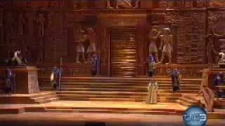 Opera Perle Nere Roberto ALAGNA  booed in AIDA at la Scala