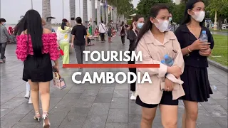 Tourism Cambodia and walking tour in Phnom Penh city