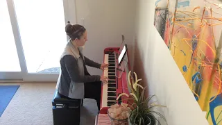 We Wish You a Merry Christmas (Intermediate Piano)