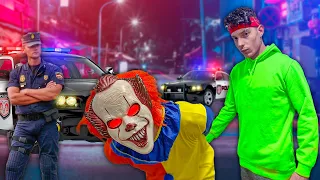 DETENEMOS AL PAYASO 🚓 *lo esposamos* Exi