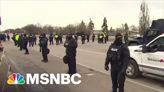 Police Move In To Remove Canadian Anti-Vaccine Protesters From Ambassador Bridge
