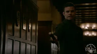 The Originals 5x12 Elijah tries to stop Klaus. Elijah & Klaus fight