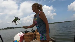 Metal Crab Traps, Crabbing in #Maryland #catchingcrabs