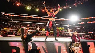 Bayley Entrance: WWE Raw, Dec. 12, 2022