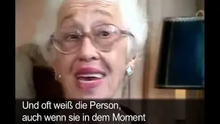 Gladys Wilson and Naomi Feil with German subtitles