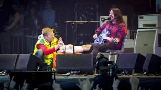 Rocker Dave Grohl Breaks Leg During Performance..Keeps On Rocking! [VIDEO]