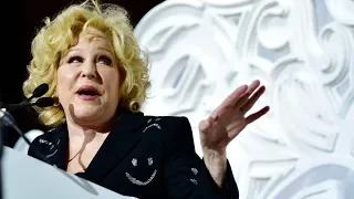 How Bette Midler Turned Hollywood Rejection into 'The Divine Miss M'