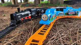 Mencari dan Merakit Mainan Kereta Api Thomas & Friends, Kereta Api Klasik Rail King