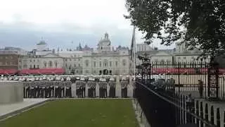 Смена караула у Букингемского дворца (The Changing of the Guard)