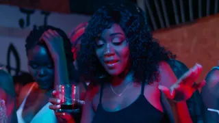 Button Rose ft Uami Ndongadas - Num Tá Na Moda - ( Video Oficial )