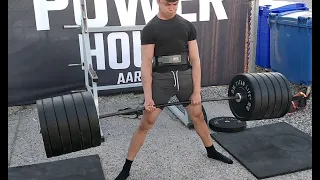 240 KG DEADLIFT 15 YEARS OLD! 529 lbs!