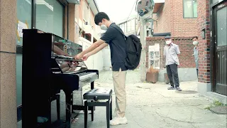 A Boy Finds Abandoned Piano, Suddenly Plays Canon in D In Amazing Way