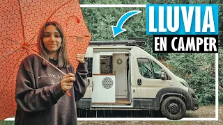 ☔ ENCERRADOS en 6m² | Viajar en furgoneta camper o autocaravana con LLUVIA 🚐💦 [Vanlife]