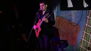 Педагог по гитаре студии Virtuozoff Вячеслав Труфанов
