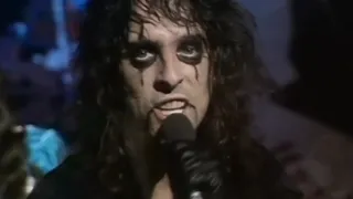 Alice Cooper - "School's Out" (The Facts)