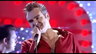 Morrissey - There Is A Light That Never Goes Out (Live In Manchester)