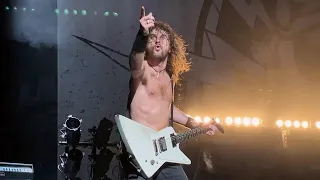 Airbourne Runnin´ Wild live in Oslo 2022 front row footage