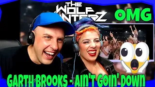 First Time Hearing Garth Brooks - Ain't Goin' Down ( Live Flying Trapeze) THE WOLF HUNTERZ Reactions
