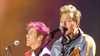 STRAY  CATS - Runaway Boys - 40th  ANNIVERSARY  TOUR -