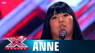 Anne synger ’Barndommens Gade’ - Anne Linnet (6 Chair Challenge) | X Factor 2022 | TV 2