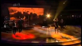 Jennifer Hudson back on American Idol singing Where You At