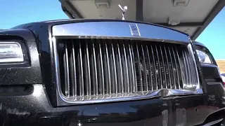 Разбитый Rolls Royce