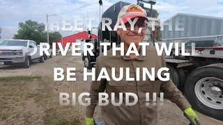 BIG BUD. WORLD'S LARGEST TRACTOR GOES HOME !