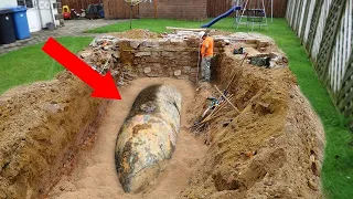 This Guy Dug A Huge Hole In His Backyard And Now His Neighbours Are Insanely Jealous