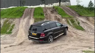 Mercedes Benz GL320 4-Matic X166 off road