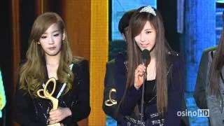 [11.11.28] SNSD - Award Acceptance @ KBS Korea Pop Culture Art Awards [HD]