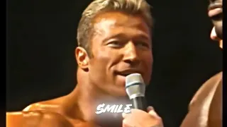 Günther Schlierkamp SMILE POSE